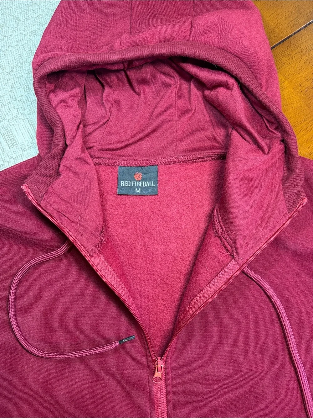 Men’s Solid Maroon Zip-Up Hoodie